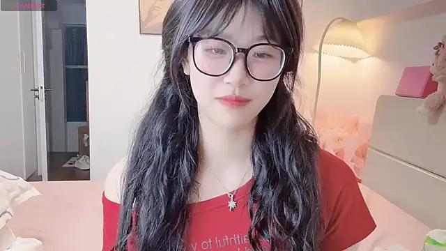 Luminous4173 online show from May 20, 1:28 pm