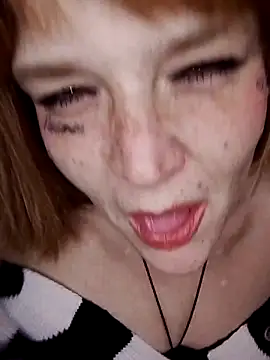 Snapshot of SequereCorTuum chatting on February 19, 11:45 pm SequereCorTuum online show from February 19, 11:45 pm