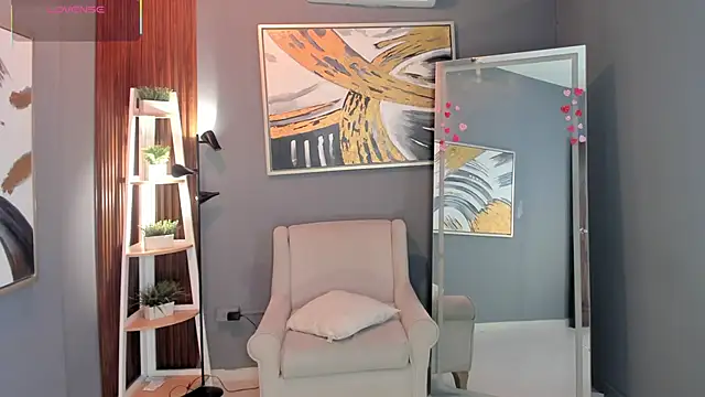 Snapshot of nina_swaan chatting on February 12, 11:05 am nina swaan online show from February 12, 11:05 am