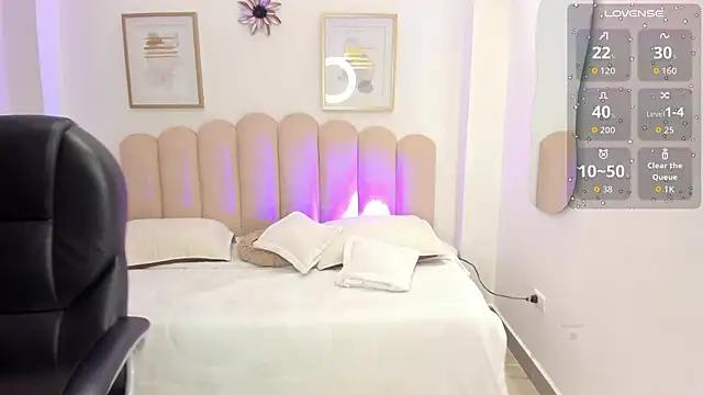 Snapshot of Kailyn_Monroe_ chatting on February 12, 8:15 pm Kailyn Monroe online show from February 12, 8:15 pm