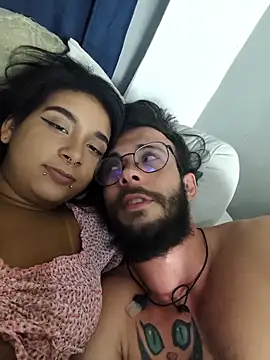 Snapshot of jonyboypriv chatting on March 2, 4:03 am jonyboypriv online show from March 2, 4:03 am