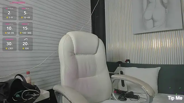 Snapshot of VenusColeman_ chatting on February 28, 9:16 pm VenusColeman online show from February 28, 9:16 pm