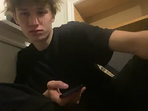 Snapshot of yourwhiteboy1 chatting on February 4, 3:56 am yourwhiteboy1 online show from February 4, 3:56 am