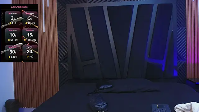 Snapshot of Hanna_Becker_ chatting on February 18, 11:28 am Hanna Becker online show from February 18, 11:28 am