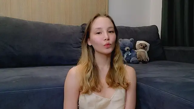 Snapshot of y0ur_sunshinee chatting on April 28, 2:44 pm y0ur sunshinee online show from April 28, 2:44 pm