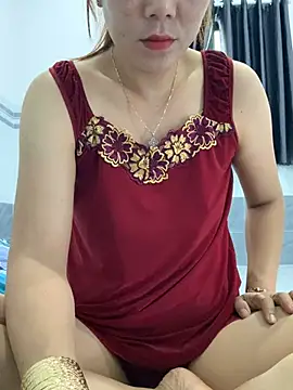 Snapshot of Baby-lovely69 chatting on May 31, 12:41 am Baby-lovely69 online show from May 31, 12:41 am