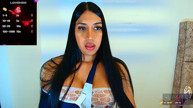 Snapshot of sexysaradoll_x chatting on February 24, 10:52 pm sexysaradoll x online show from February 24, 10:52 pm