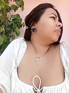 solene09 online show from March 12, 4:02 pm