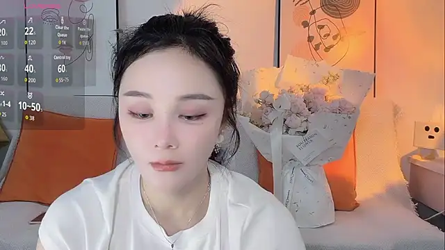 Lisa-295188 online show from April 14, 7:36 am