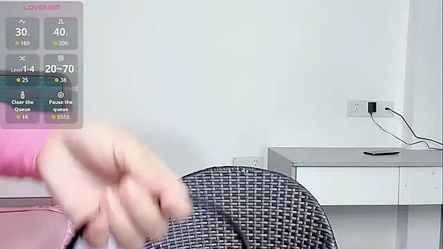 xianxian-baby online show from March 19, 1:15 pm