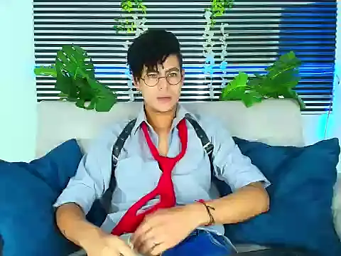 Snapshot of ThiiagoSaeenz chatting on February 7, 4:22 pm ThiiagoSaeenz online show from February 7, 4:22 pm