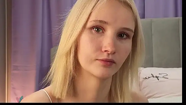 CrystalLili online show from April 10, 3:12 am