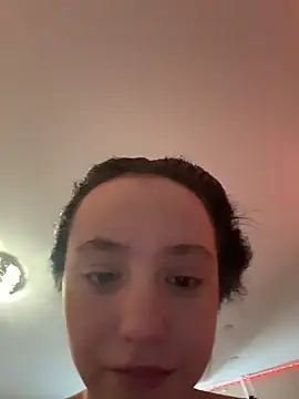 MiaTee online show from February 10, 3:54 am