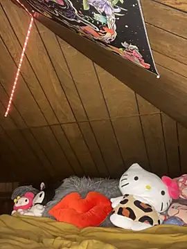 heluvsbabii online show from April 9, 12:32 am