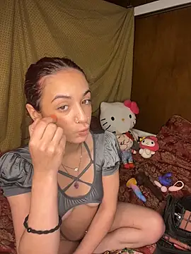 Snapshot of heluvsbabii chatting on May 3, 3:12 am heluvsbabii online show from May 3, 3:12 am