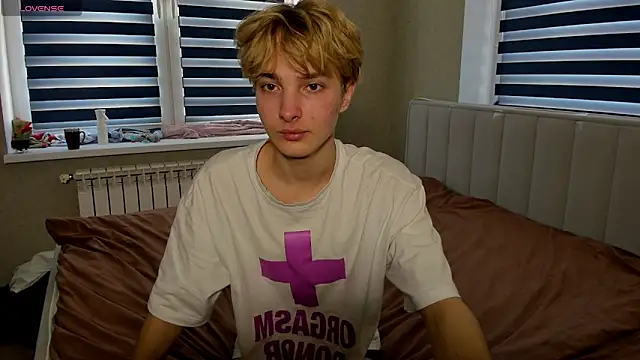 Snapshot of bunnyblush67 chatting on February 3, 10:09 am bunnyblush67 online show from February 3, 10:09 am