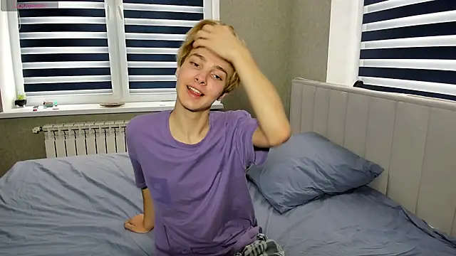 Snapshot of bunnyblush67 chatting on February 19, 7:37 am bunnyblush67 online show from February 19, 7:37 am