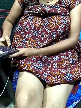 Snapshot of call_me_rani143 chatting on March 9, 4:44 pm call me rani143 online show from March 9, 4:44 pm