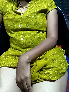 Snapshot of call_me_rani143 chatting on March 11, 5:13 am call me rani143 online show from March 11, 5:13 am