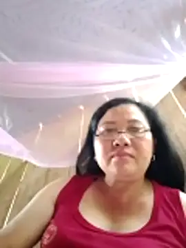 Snapshot of Cold-girlr12 chatting on May 7, 7:14 am Cold-girlr12 online show from May 7, 7:14 am