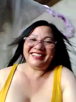 Snapshot of Cold-girlr12 chatting on June 22, 5:26 am Cold-girlr12 online show from June 22, 5:26 am