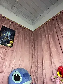 Snapshot of agathamarrshall_ chatting on March 4, 1:22 am agathamarrshall online show from March 4, 1:22 am