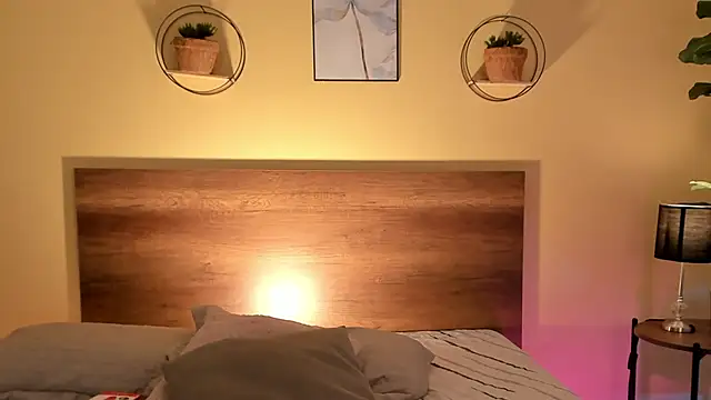 Angel eros  online show from February 8, 4:49 am