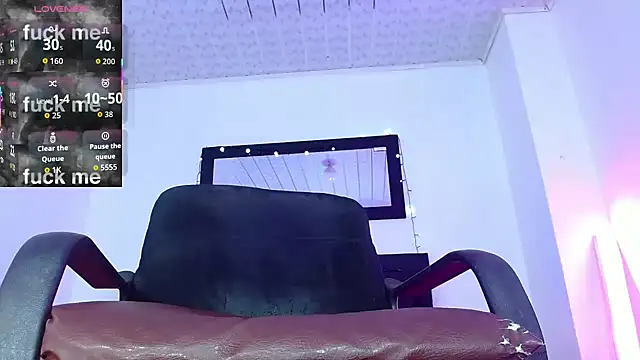 hotboyluxe online show from July 9, 8:29 am