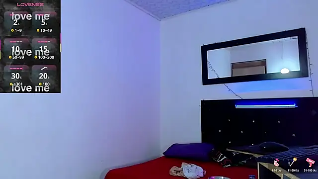 hotboyluxe online show from July 15, 6:51 am