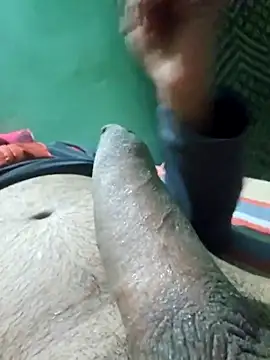 Snapshot of ItsBull88 chatting on February 19, 7:32 pm ItsBull88 online show from February 19, 7:32 pm