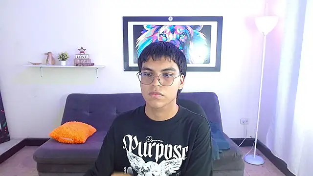 Maecum18 online show from April 8, 8:53 pm