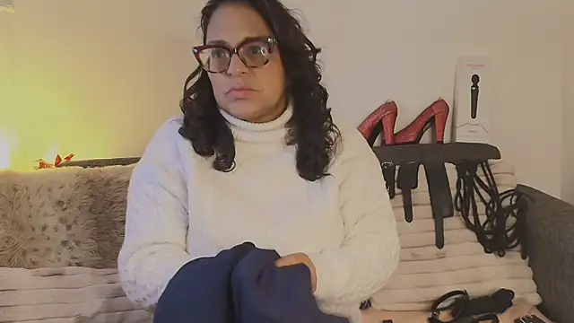 Angela mature49 online show from April 11, 3:33 am