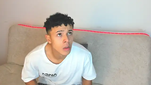  Alex Colton online show from April 4, 10:18 pm