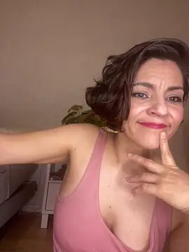 eva luz online show from February 21, 2:12 am