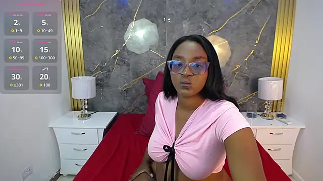 Snapshot of JORDAN_MOOR chatting on April 6, 11:55 am JORDAN MOOR online show from April 6, 11:55 am