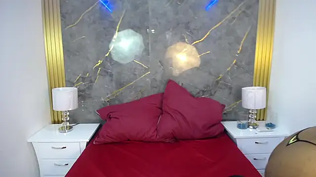 Snapshot of JORDAN_MOOR chatting on April 8, 12:05 pm JORDAN MOOR online show from April 8, 12:05 pm