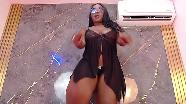 Snapshot of JORDAN_MOOR chatting on April 17, 12:57 am JORDAN MOOR online show from April 17, 12:57 am