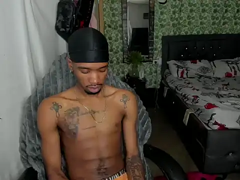 Snapshot of Kofi_exotic_2 chatting on May 29, 4:49 pm Kofi exotic 2 online show from May 29, 4:49 pm