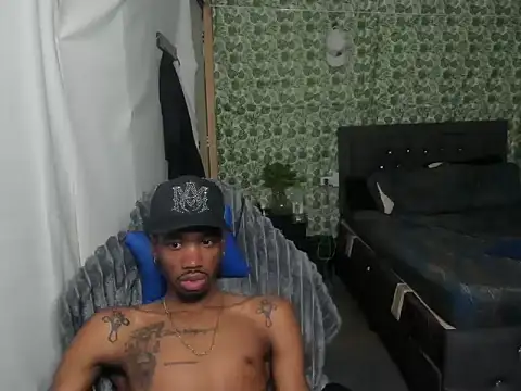 Snapshot of Kofi_exotic_2 chatting on June 18, 7:51 pm Kofi exotic 2 online show from June 18, 7:51 pm