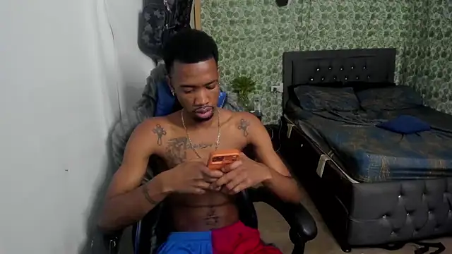 Snapshot of Kofi_exotic_2 chatting on June 28, 6:03 pm Kofi exotic 2 online show from June 28, 6:03 pm