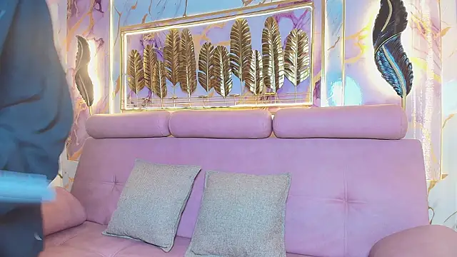 Snapshot of Valeriabigass chatting on February 23, 7:55 pm Valeriabigass online show from February 23, 7:55 pm