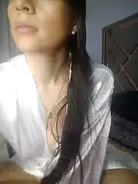 EvaMiranda online show from April 1, 2:45 am