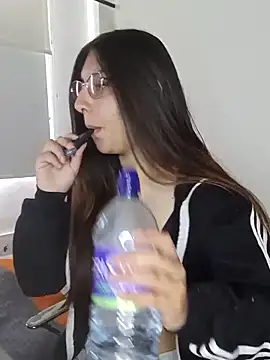 Snapshot of Nikolth_4 chatting on February 8, 6:00 pm Nikolth 4 online show from February 8, 6:00 pm