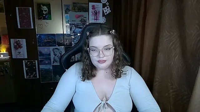 Teasing Dora online show from February 17, 7:20 pm