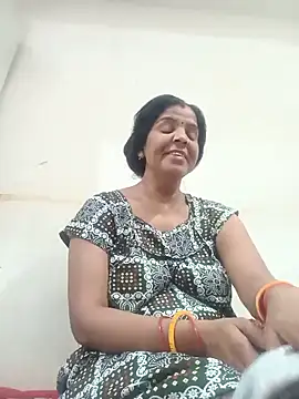 Snapshot of punamji_sexe chatting on May 25, 12:11 pm punamji sexe online show from May 25, 12:11 pm
