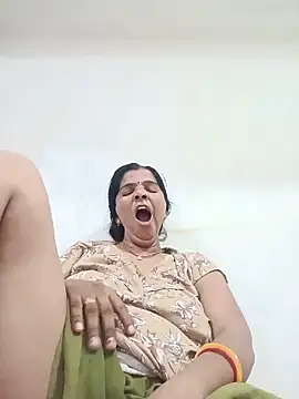 Snapshot of punamji_sexe chatting on June 10, 2:56 am punamji sexe online show from June 10, 2:56 am