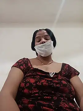 Snapshot of punamji_sexe chatting on June 25, 3:28 am punamji sexe online show from June 25, 3:28 am