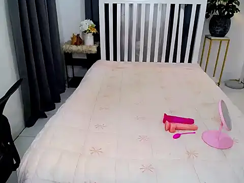 lady finger1234 online show from February 17, 2:46 pm