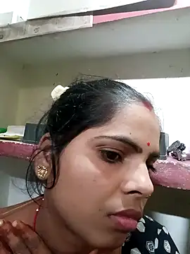 Snapshot of Priyakoli4568 chatting on February 24, 11:08 am Priyakoli4568 online show from February 24, 11:08 am