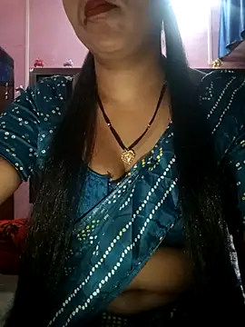 Snapshot of Alka_sexy56 chatting on February 24, 3:32 pm Alka sexy56 online show from February 24, 3:32 pm